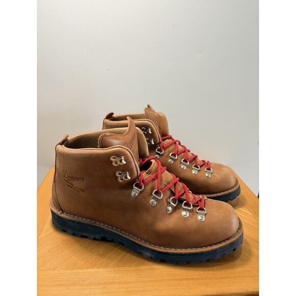 Danner Mountain Light Cascade Clovis 31528 Boots Men\'s 11.5 EE Wide USA Made